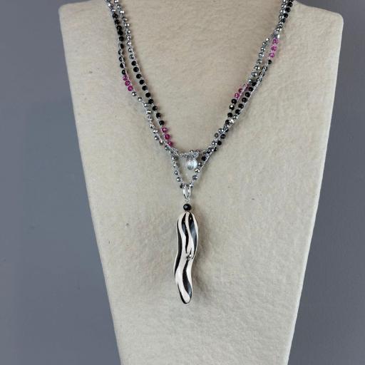 Collar Corno cebra, Truhanas