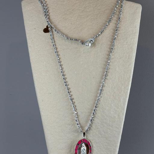 Collar Medalla rosa, Truhanas [1]