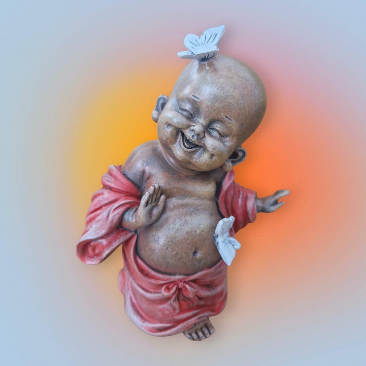 BUDA CON MARIPOSAS