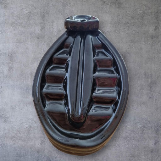 FUENTE DE CONOS CERÁMICA NEGRA  [0]