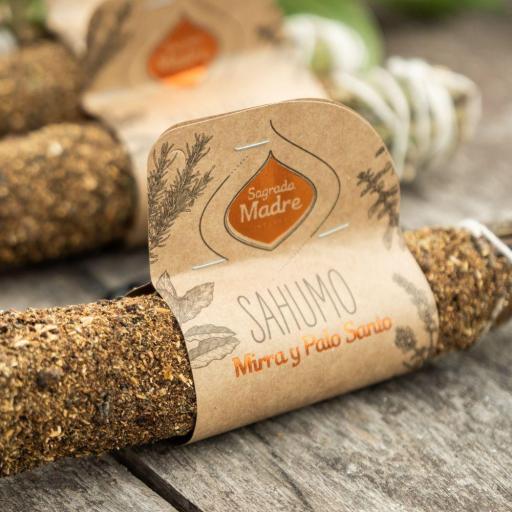 SAHUMO PALO SANTO Y MIRRA. [1]