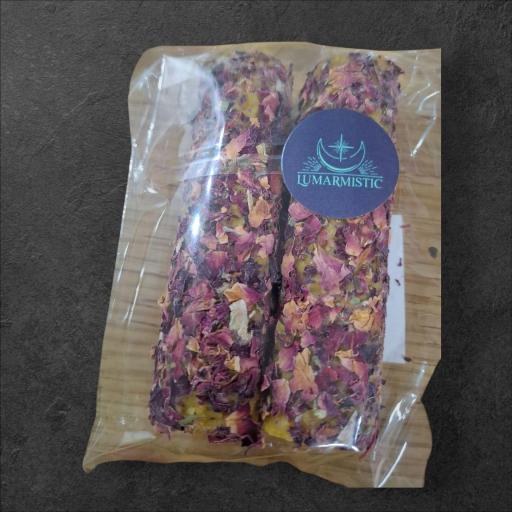 VELAS DE MIEL CON ROSAS ( 2 UND. ).