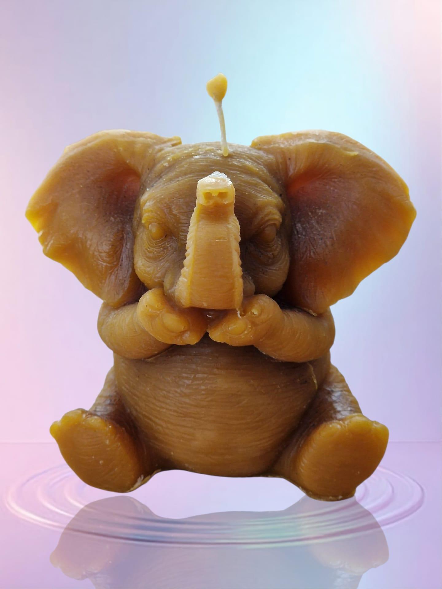 VELAS DE MIEL FORMA ELEFANTE.