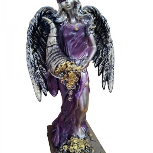 FIGURA EN RESINA DE "DIOSA DE LA FORTUNA" CON ALAS .