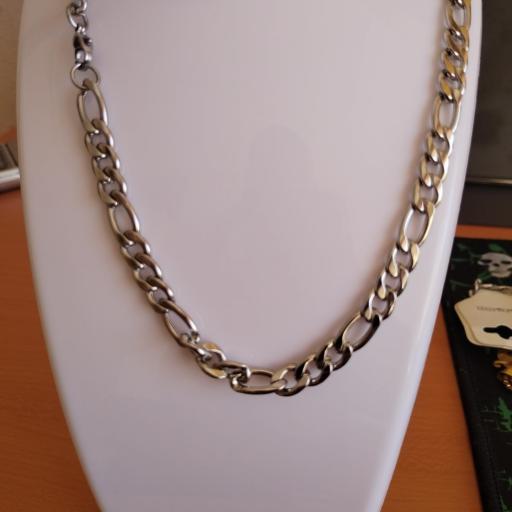 Acero inoxidable  [2]