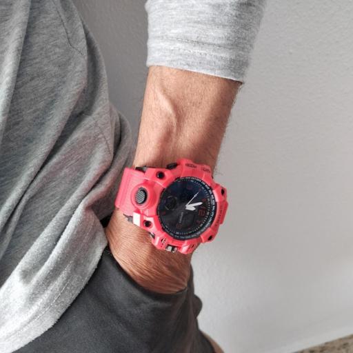 Reloj deportivo resistente al agua  [3]