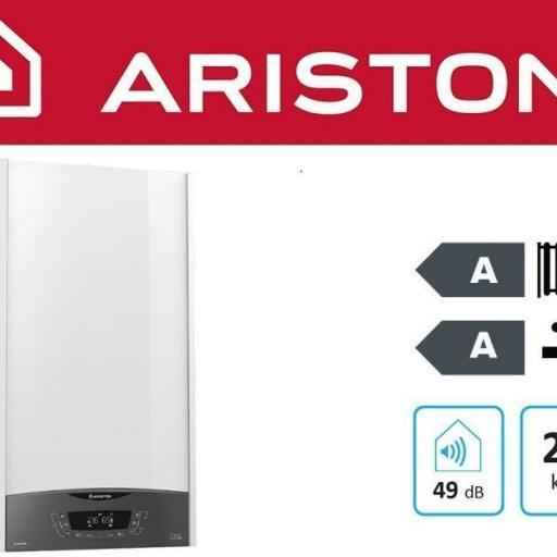 Ariston CLAS ONE 30FF EU WIFI + KIT SALIDA HUMOS