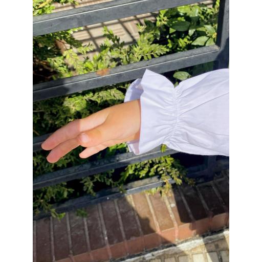 Camisa niña ribete burdeos [2]