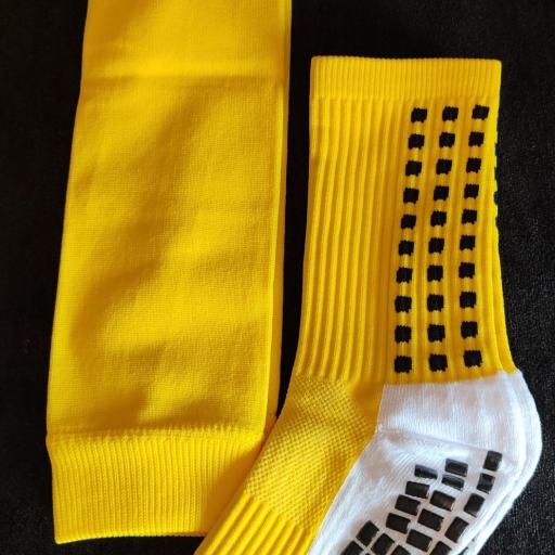 CALCETINES+ MEDIAS TUBULARES AMARILLOS