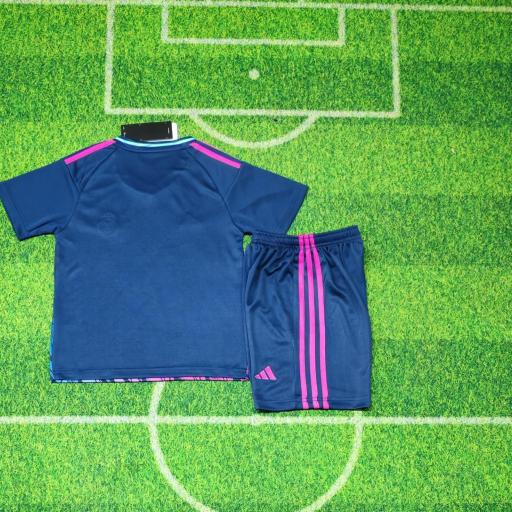 Equipación Infantil Real Madrid  [2]