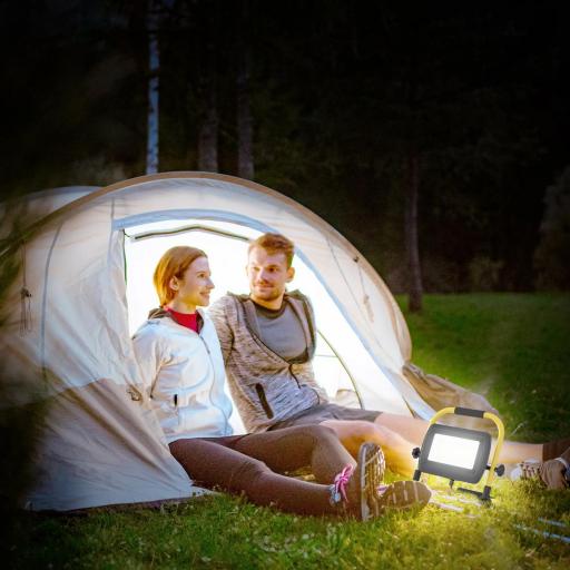 Foco LED con 4250 Lúmenes IP65 6500K Resistente a la Intemperie Ajustable y Portátil 25,5x16x25,5 cm Amarillo [7]