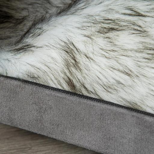 Cueva para Gatos 2 en 1 Taburete Reposapiés con Tapa Extraíble Orificio de Entrada Cojín Lavable y Patas Elevadas de Madera para Interior 60x45x44,5 cm Gris [7]