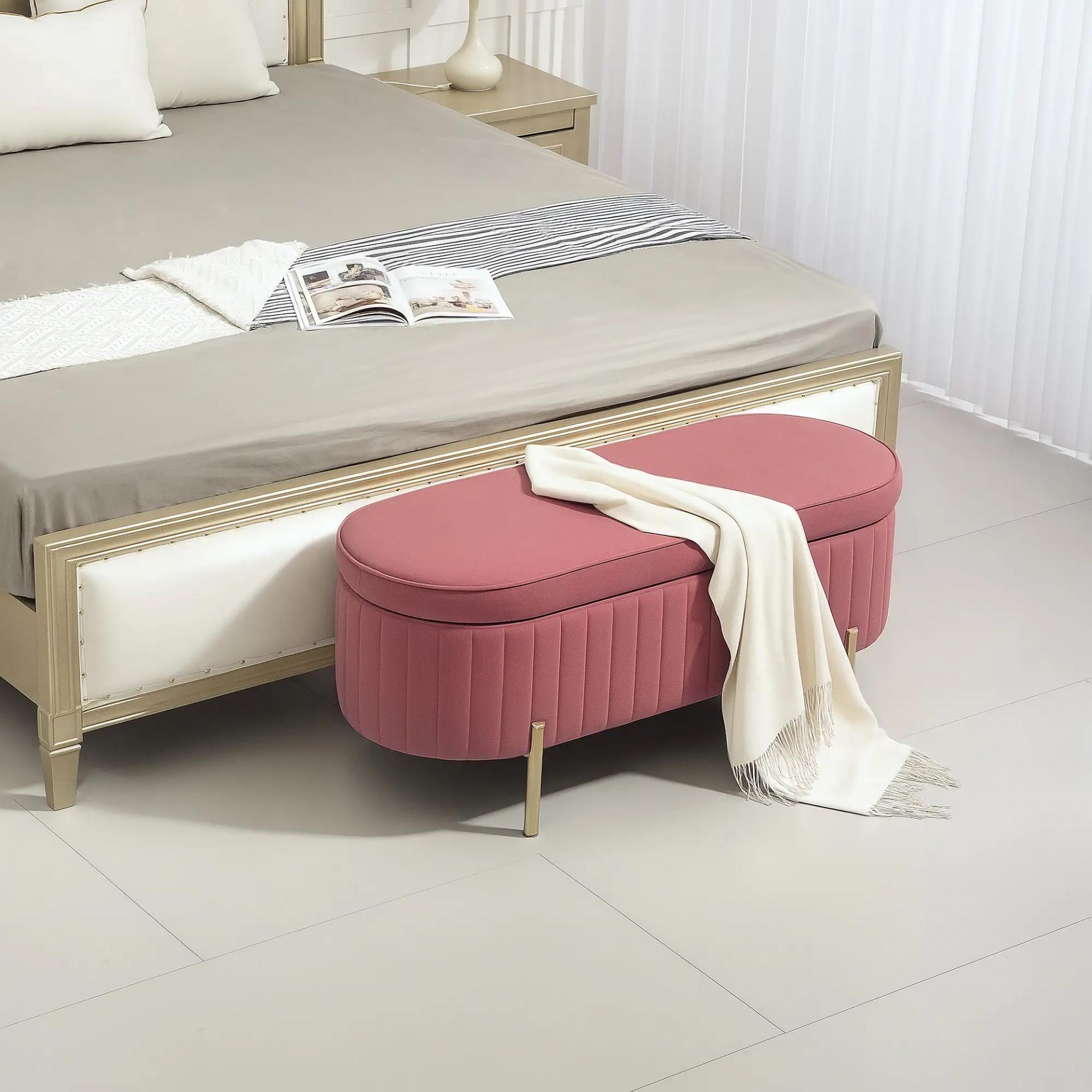 Banco para Pie de Cama con Almacenaje Tapizado en Terciopelo Patas Doradas y Diseño Elegante Ovalado 108x44x43,5cm Rosa
