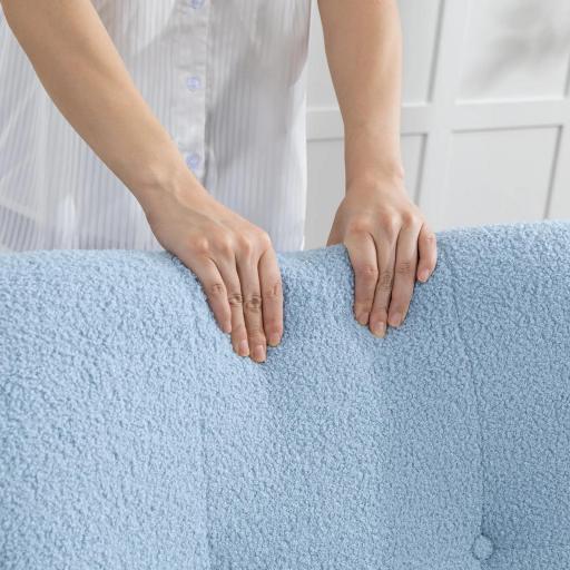 Silla Mecedora de Terciopelo de Teddy con Respaldo Alto Patas de Madera de Caucho Reposabrazos Azul Claro [7]