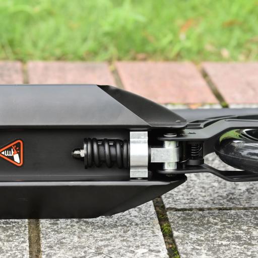 Patinete Plegable Scooter con Manillar Altura Ajustable Patinete Ligero para Adultos y Niños (más de 14 años) Tipo Monopatín con Freno Grandes Ruedas Ø200 mm Aluminio Carga 100kg [7]