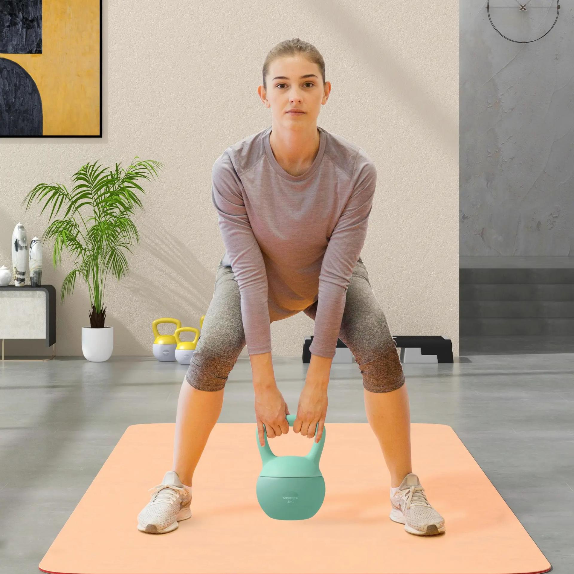Pesa Rusa 8 kg Kettlebell Relleno de Arena Metálica y Mango Antideslizante para Entrenamiento en Casa 19x19x28 cm Verde