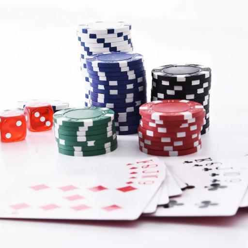 Maletín de Poker Profesional de Aluminio con 300 Fichas Juego Set de Poker Casino con 5 Dados 2 Barajas de Cartas y 1 Ficha de Crupier 38x20,5x6,5 cm Multicolor [9]