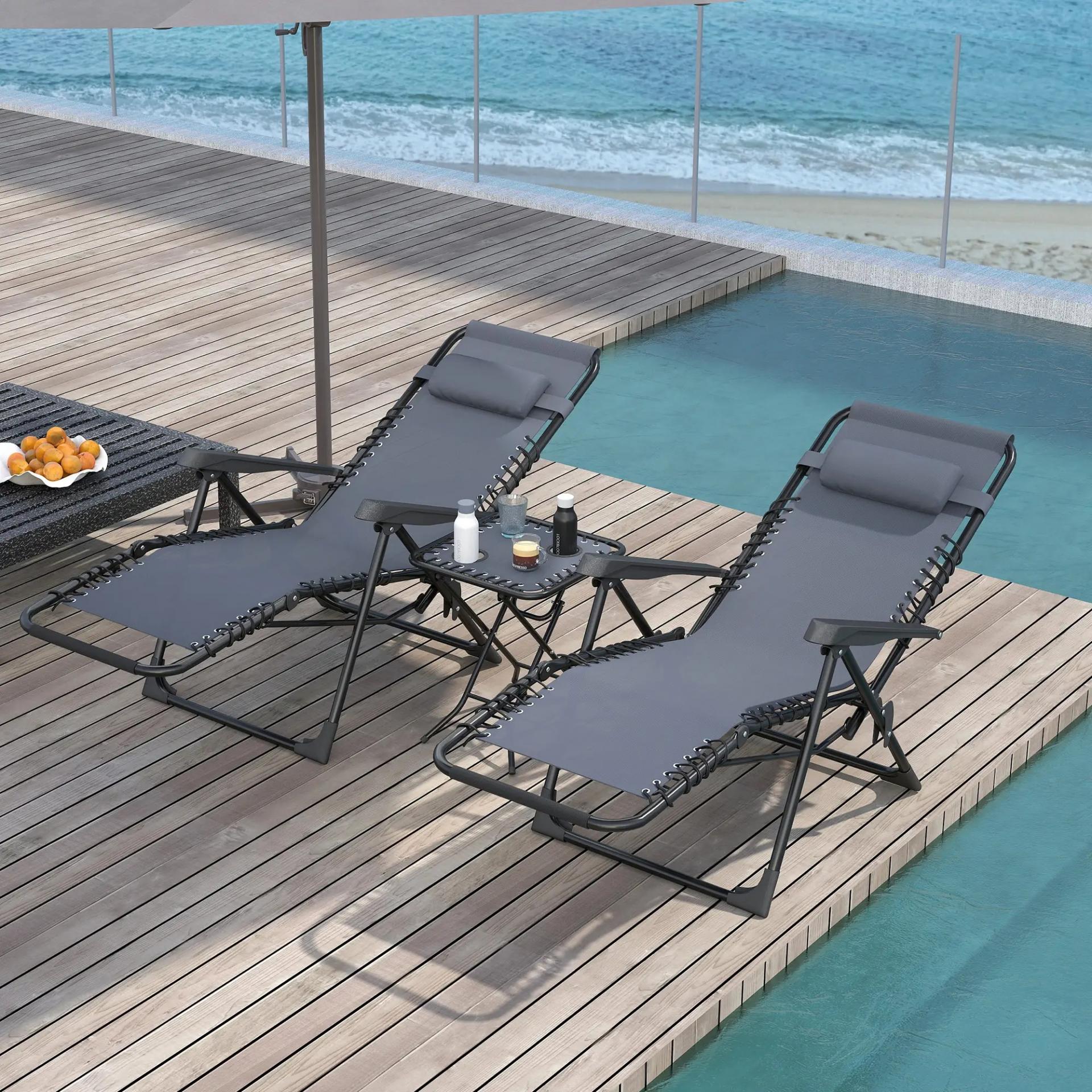 Set de 2 Tumbonas Jardín Exterior Plegables de Gravedad Cero con Mesa Auxiliar con Portavasos Reposacabezas Gris