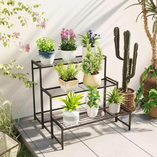 Soporte para Plantas de Tres Niveles con Diseño en Escalera y Estructura Metálica Resistente para Interior y Exterior [3]