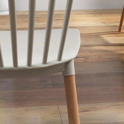 Juego de 4 Sillas de Comedor Estilo Nórdico con Respaldo de Polipropileno y Patas de Madera 48x52,5x83 cm Gris [1]