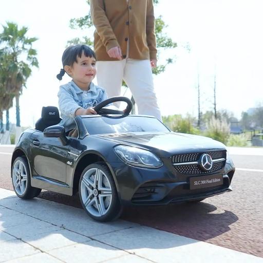 Coche Eléctrico para Niños de +3 Años Mercedes SLC 300 con Batería 12V Mando a Distancia Faros LED Bocina Música Negro [7]