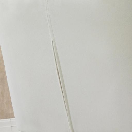 Butaca de Salón Tapizada en Terciopelo con Reposabrazos Acolchados y Patas de Madera Cruzadas 67x65x74 cm Blanco Crema [7]