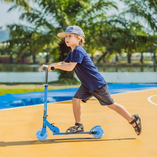 Patinete Infantil Plegable con Luces Música Altura Ajustable Ruedas Brillantes Pedal LED Carga 50kg 67x32x65-78 cm Azul