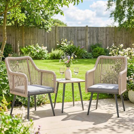 Set de 2 Sillas de Jardín Exterior de Ratán con Cojines Reposabrazos y Marco de Acero para Terraza 54x65x80 cm Gris