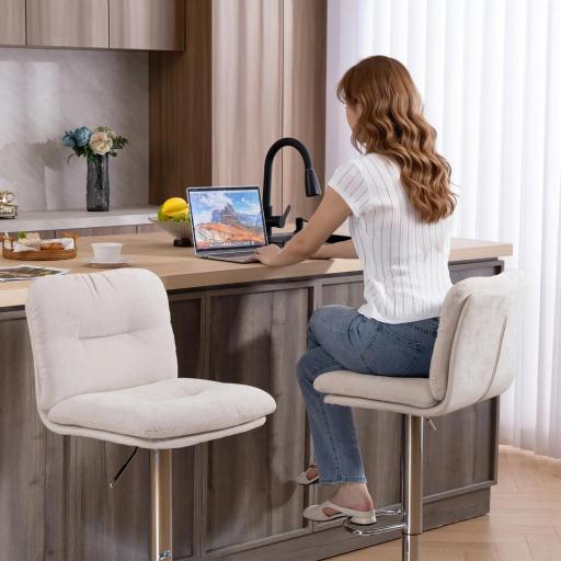 Juego de 2 Taburetes Altos de Cocina Giratorios Tapizados de Lino con Altura Ajustable Respaldo y Reposapiés Beige [4]