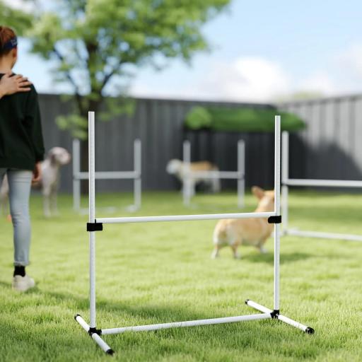 Set de Entrenamiento de Agilidad para Perros Mascotas 4 Piezas Obstáculos Vallas de Salto con Altura Ajustable y Bolsa de Transporte para Exteriores 99x65x94 cm Blanco [7]