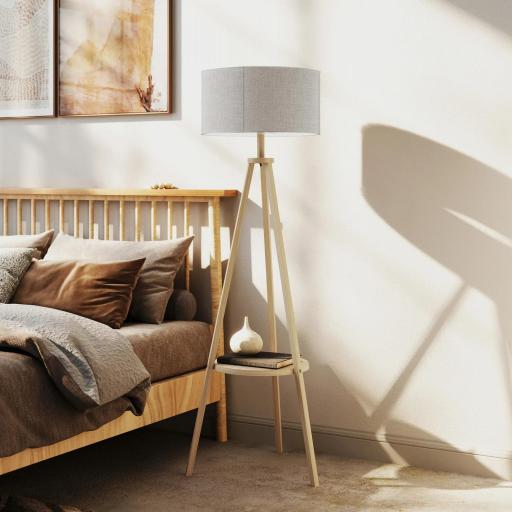 Lámpara de Pie Tipo Trípode con Estructura de Madera Natural y Pantalla de Tela Gris con Estante Integrado 48x48x153 cm [3]