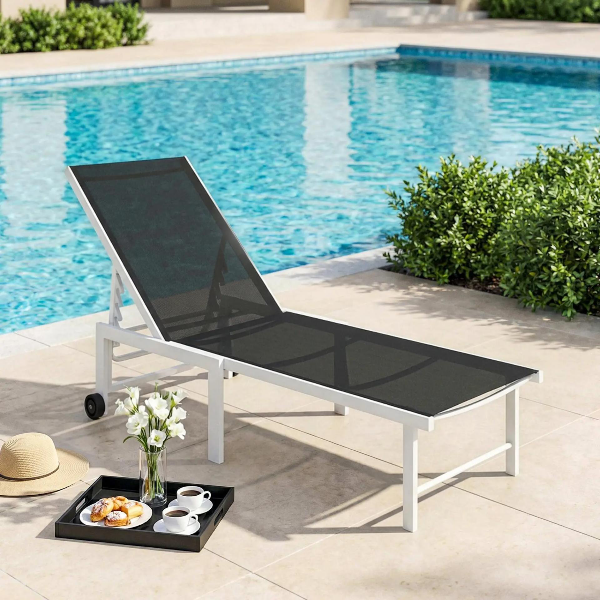 Tumbona Reclinable de Jardín Exterior con Ruedas Respaldo Ajustable en 5 Posiciones y Marco de Acero 166x60x84 cm Gris