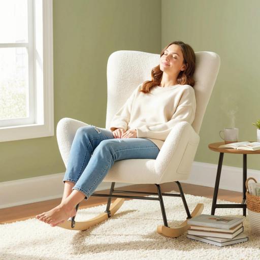 Mecedora de Terciopelo de Teddy con Respaldo Acolchado Almohada y Base de Madera de Caucho Carga 120 kg Crema [7]