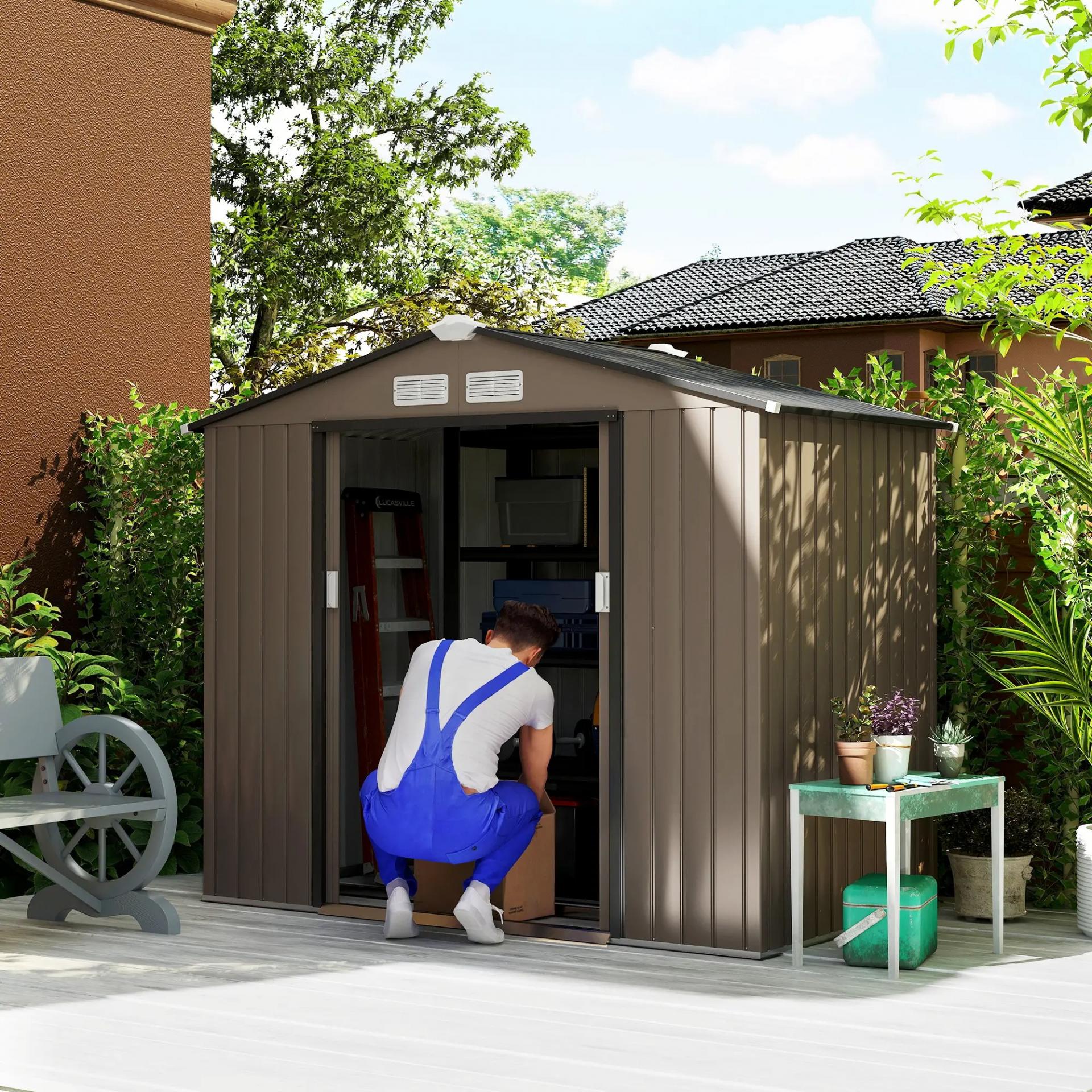 Caseta de Jardín Exterior con Base de Refuerzo Sin Suelo 213x130x185 cm con 2 Puertas Correderas y 4 Ventanas Marrón