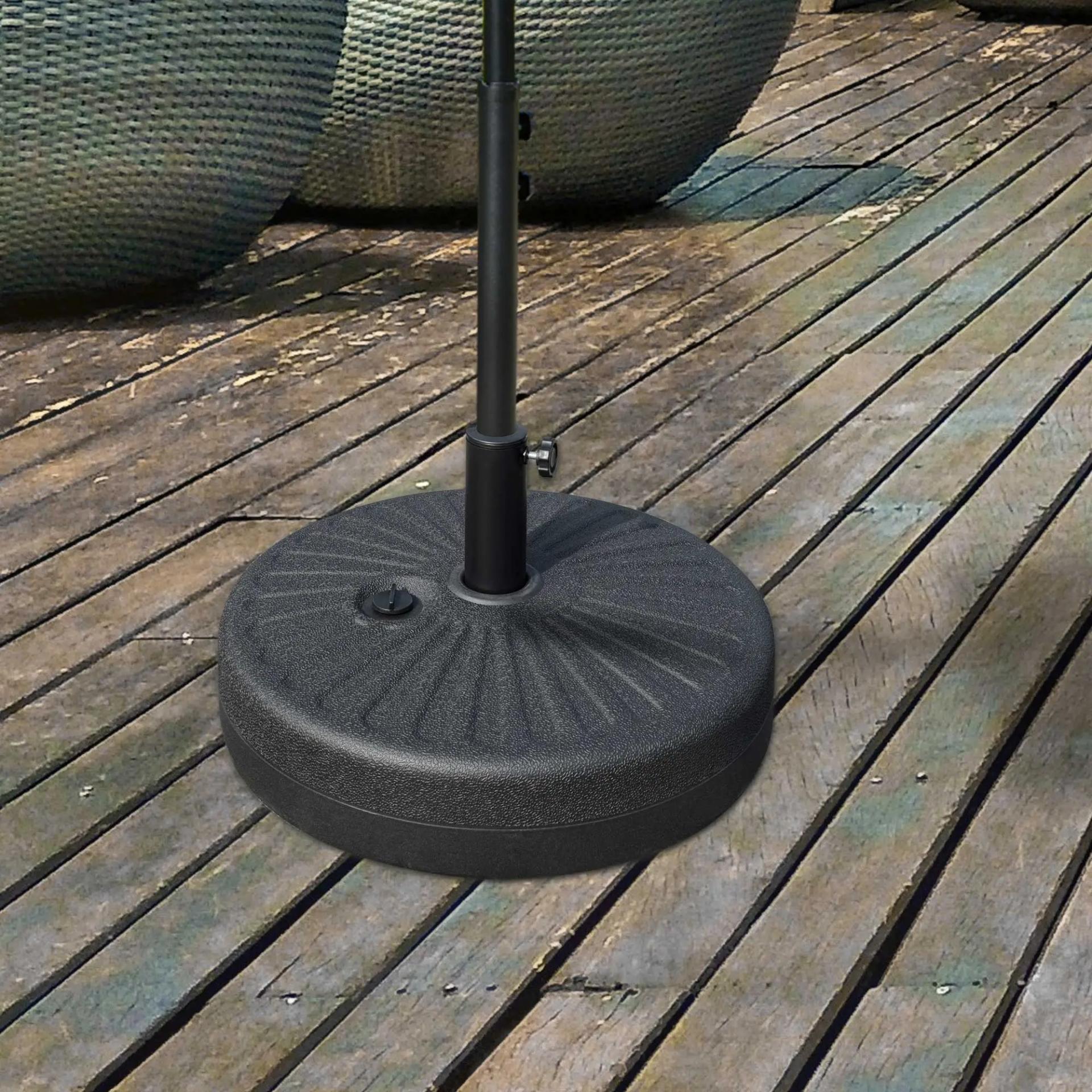 Base de Sombrilla de Jardín Rellenable de Agua 22 kg Soporte de Parasol Redondo Apto para Postes de 38mm/48mm Portátil para Terraza Patio Ø51x30,5 cm Negro