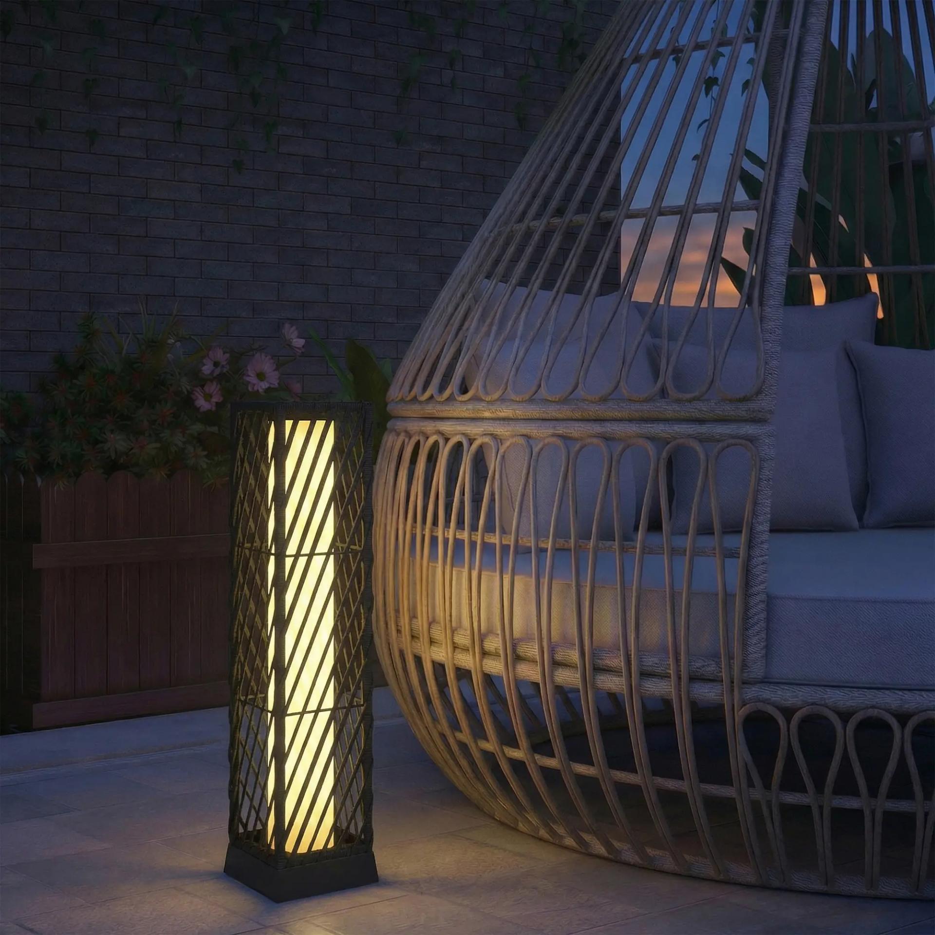 Linterna de Jardín de Ratán Farola Solar Exterior con Luces LED Encendido y Apagado Automático Impermeable IP44 Negro