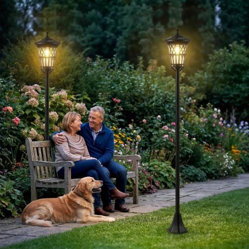 Set de 2 Farolas Solares de Jardín con Altura Ajustable 2 Modos de Brillo IP44 Impermeable para Terraza Patio Negro