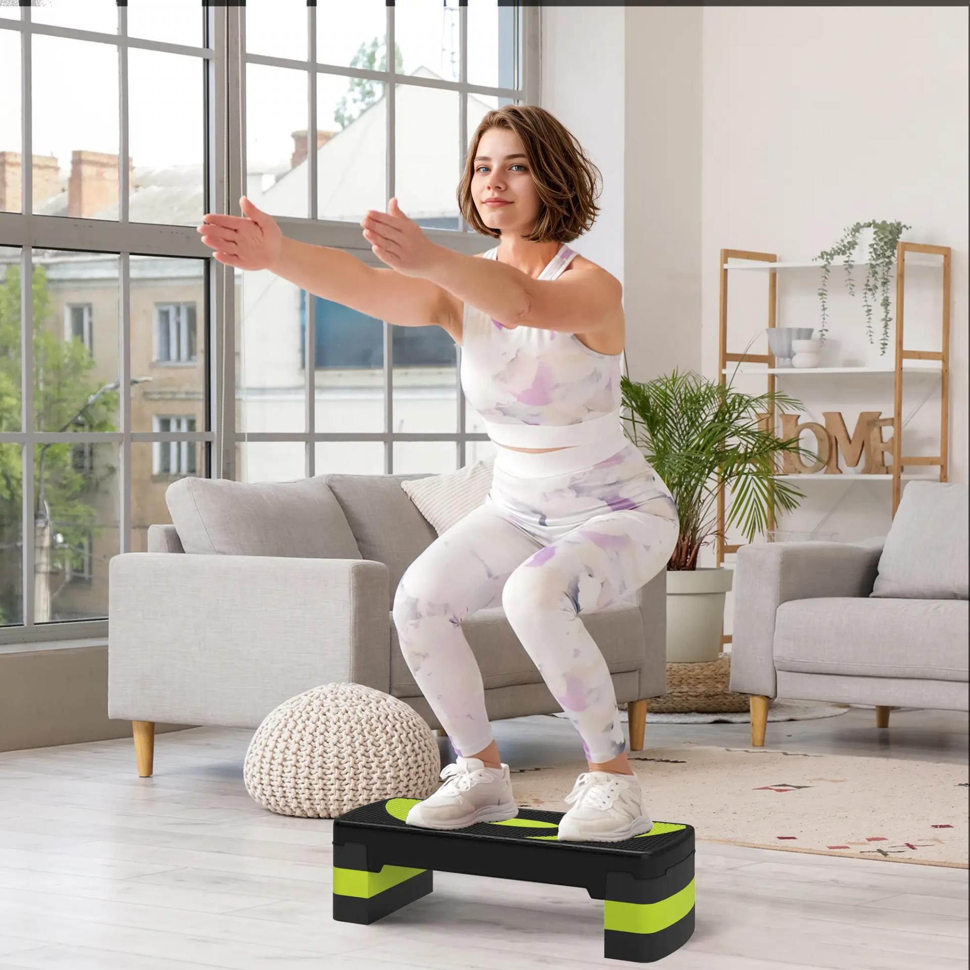 Step de Aeróbic para Fitness Antideslizante con Altura Regulable 3 Niveles 10/15/20 cm Carga 150 kg 80x31x20 cm Verde