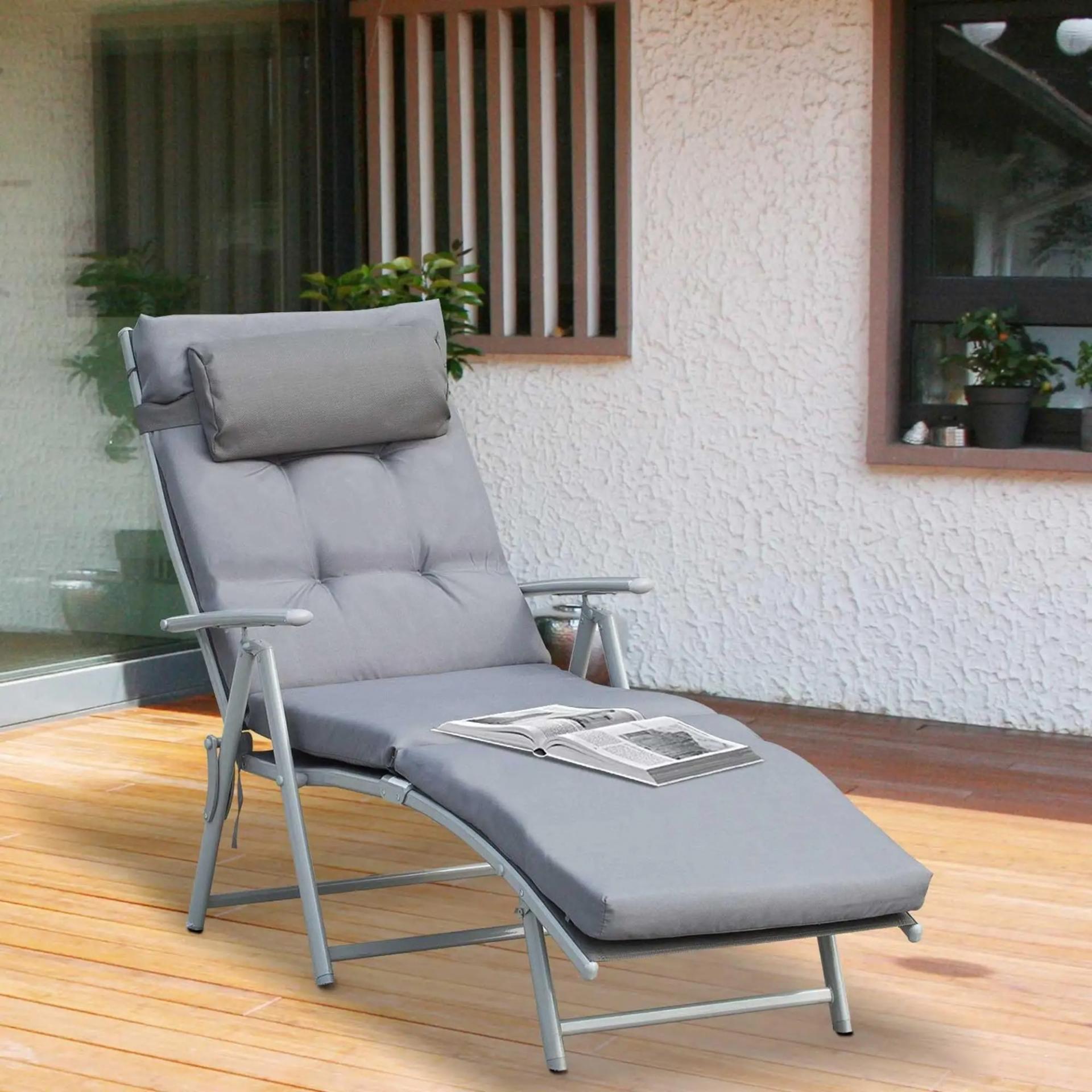 Tumbona Plegable de Jardín con Respaldo Ajustable en 7 Posiciones Cojín Cuerpo Entero y Cabeza 137x63,5x100,5 cm Gris