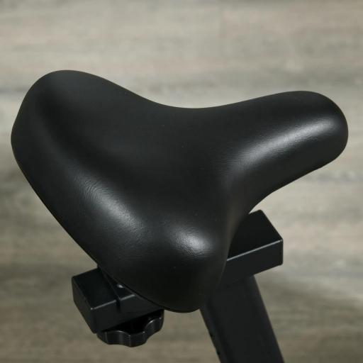 Bicicleta Estática con Asiento y Manillar Ajustables Pantalla LCD Volante Inercia 4 kg y Soporte para Botella Negro [7]