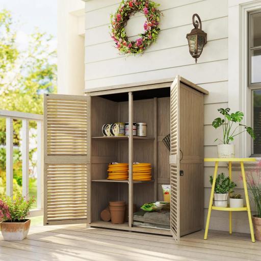 Armario de Jardín 0,83 m² 127x65x168 cm con 2 Puertas de Persiana 2 Estantes 2 Asas y Techo Impermeable Natural