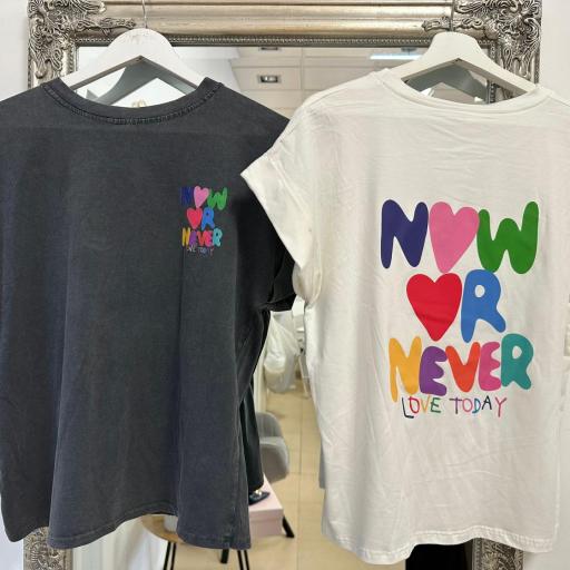 Camiseta Now or Never.Talla única 