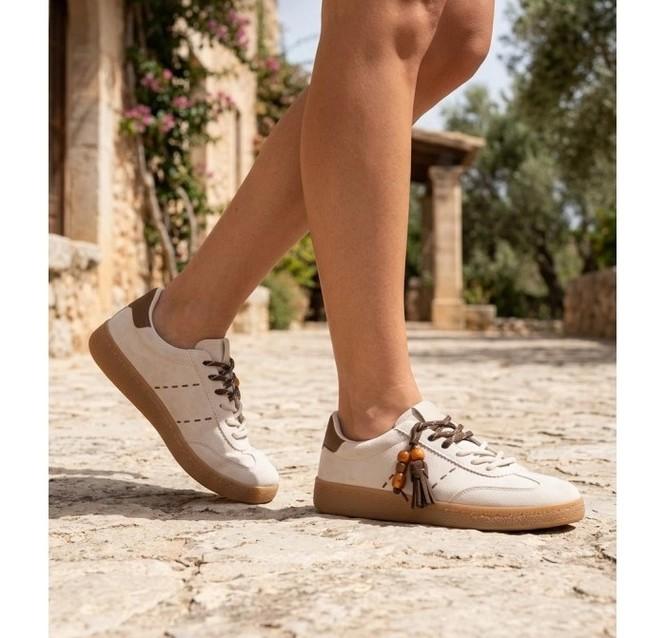 ZAPATILA CASUAL ANTELINA Y SUELA DE GOMA