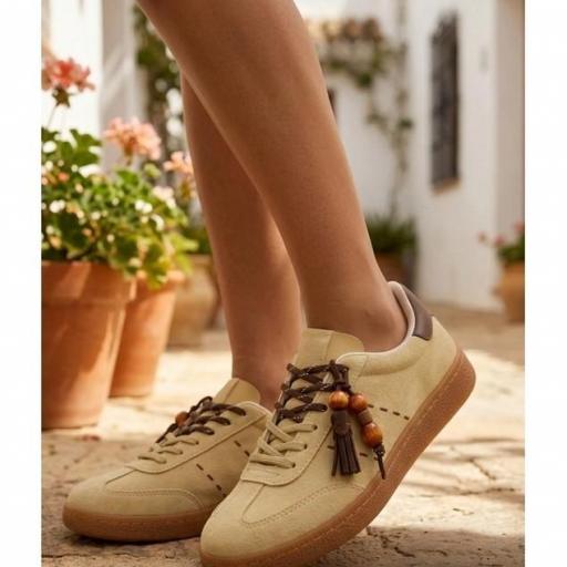 ZAPATILA CASUAL ANTELINA Y SUELA DE GOMA [1]