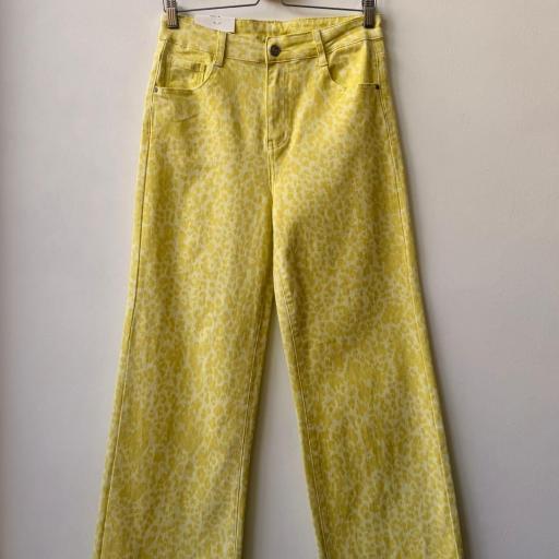 PANTALON CORTE RECTO ANIMAL PRINT  [1]