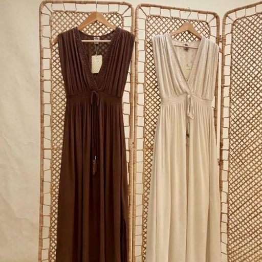 VESTIDO LARGO BOHO CHIC CON DETALLES  [1]