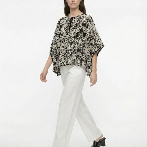 BLUSA FLORES BORDADAS [0]