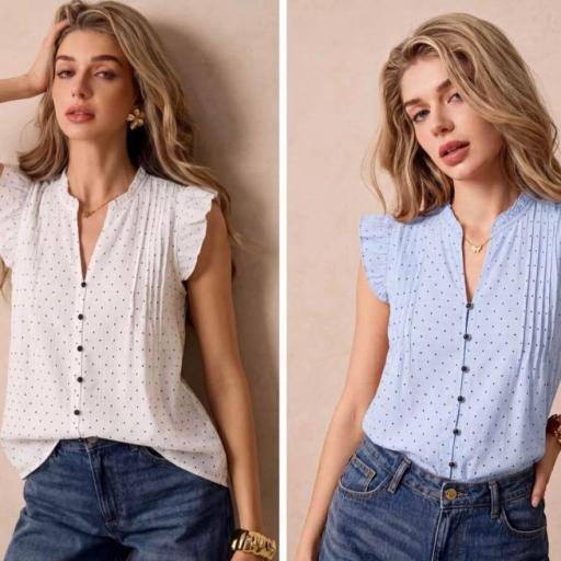 BLUSA DE LUNARES CON ESCOTE EN V,  [1]