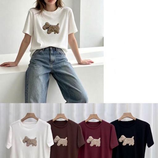 CAMISETA OVERSIZE CON ESTAMPADO 