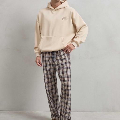 SUDADERA  OVERSIZE  CON INTERIOR FORRO POLAR 